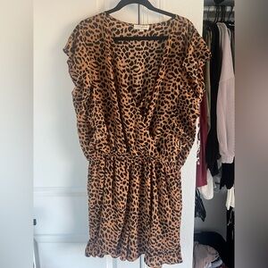 *NWOT* Umgee Leopard Print Romper